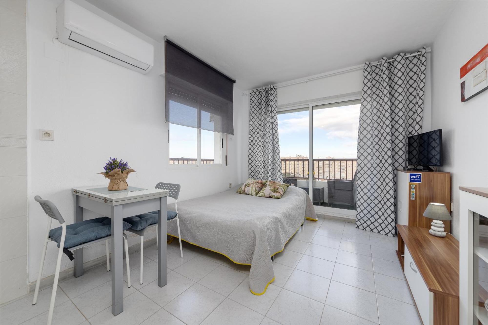 Estudio Jardin Del Mar Torrevieja Ngoại thất bức ảnh